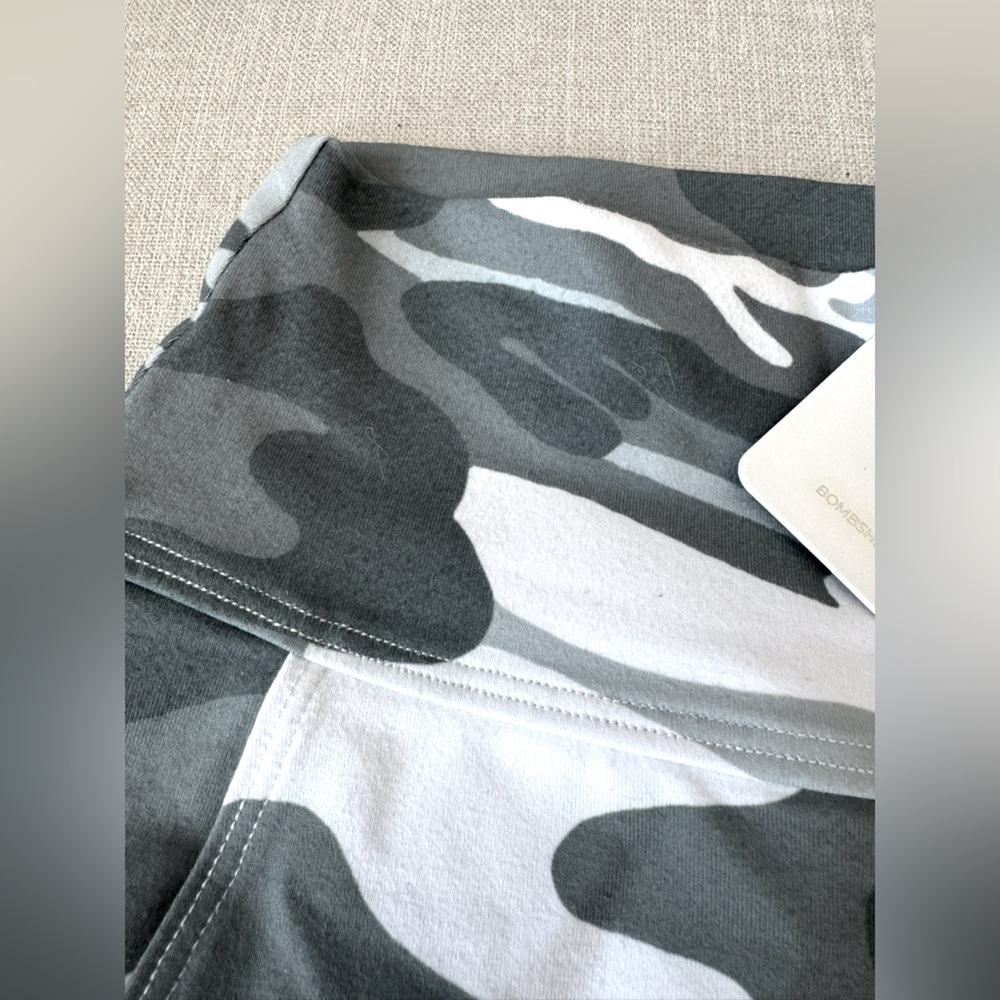 NWT Bombshell Sportswear Camo Print Leggings - Picture 8 of 11